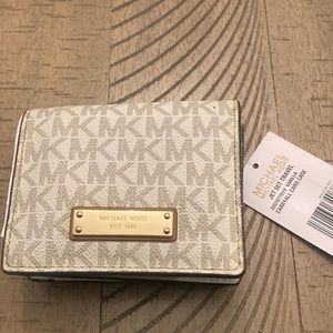 Micheal kors wallet